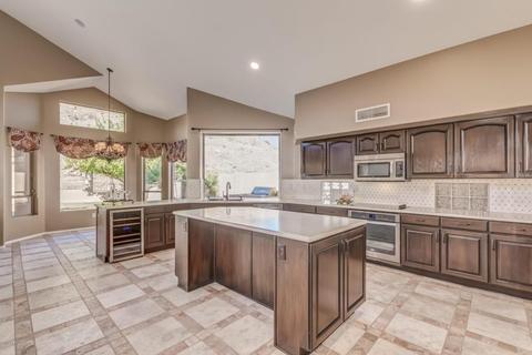 620 E Brookwood Ct, Phoenix, AZ 85048 photo 2