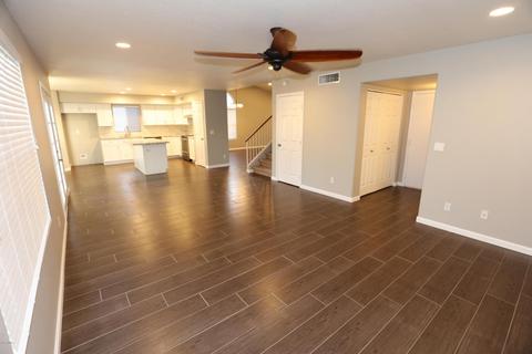4530 E Rock Wren Rd, Phoenix, AZ 85044 photo 12