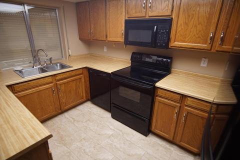 4418 E Cheyenne Dr, Phoenix, AZ 85044 photo 9
