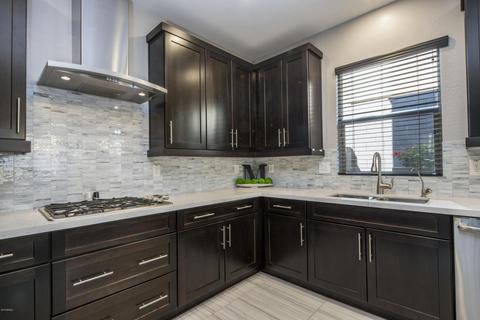 4652 E Patrick Ln, Phoenix, AZ 85050 photo 6