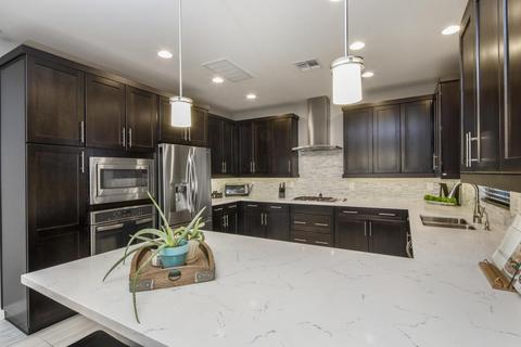4652 E Patrick Ln, Phoenix, AZ 85050 photo 5