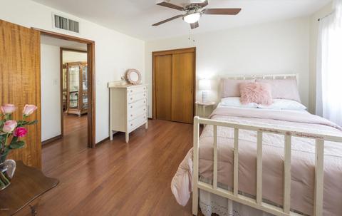 4040 E Osborn Rd, Phoenix, AZ 85018 photo 15