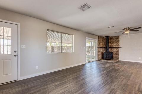 2231 E Desert Ln, Phoenix, AZ 85042 photo 17