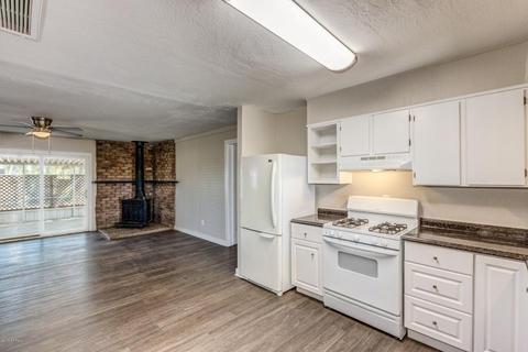 2231 E Desert Ln, Phoenix, AZ 85042 photo 23
