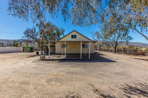 2231 E Desert Ln, Phoenix, AZ 85042 photo 4