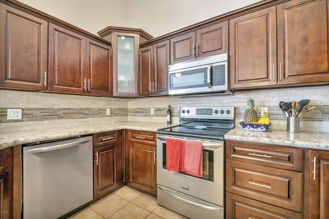 3935 E Taro Ln, Phoenix, AZ 85050 photo 5