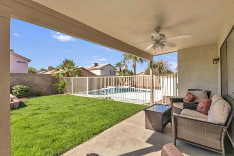 3935 E Taro Ln, Phoenix, AZ 85050 photo 15
