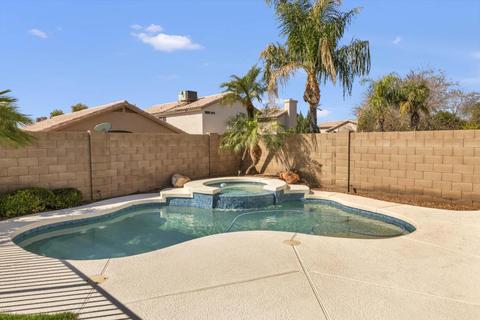 3935 E Taro Ln, Phoenix, AZ 85050 photo 18