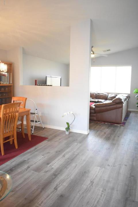 4048 E Melinda Ln, Phoenix, AZ 85050 photo 2