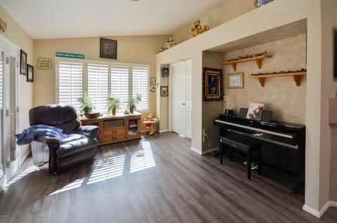 4651 E Carmen St, Phoenix, AZ 85044 photo 8