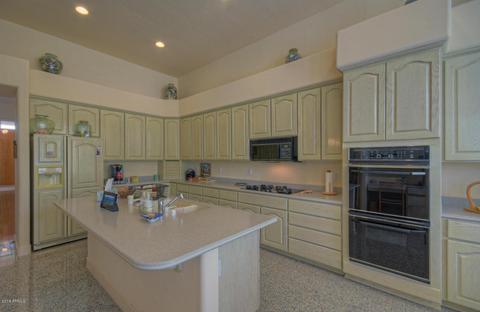 3030 E Squaw Peak Cir, Phoenix, AZ 85016 photo 9