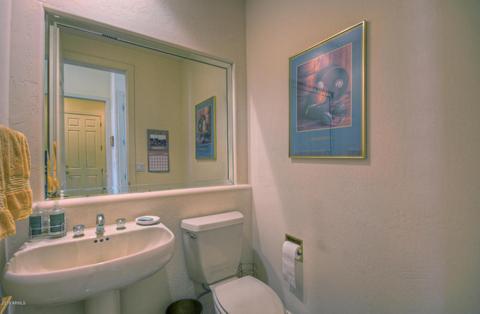 3030 E Squaw Peak Cir, Phoenix, AZ 85016 photo 13