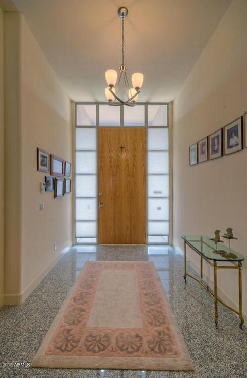 3030 E Squaw Peak Cir, Phoenix, AZ 85016 photo 3