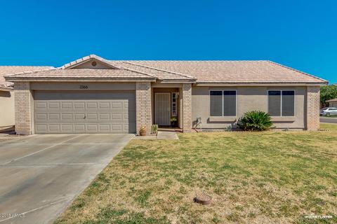 2366 E Devon Ct, Gilbert, AZ 85296 photo 1