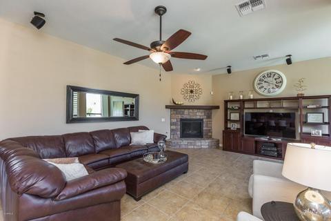 8444 E Jasmine Cir, Mesa, AZ 85207 photo 3