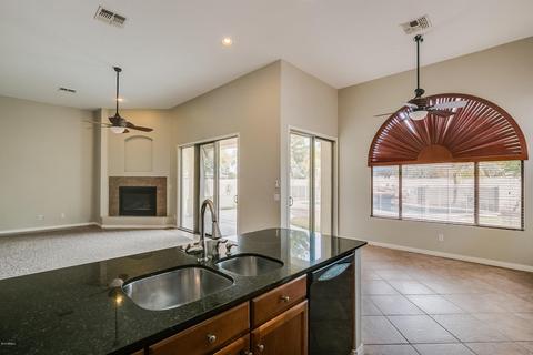 4519 E Carriage Way, Gilbert, AZ 85297 photo 7