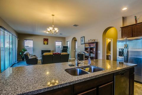 820 E Gary Ln, Phoenix, AZ 85042 photo 15