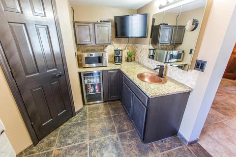 310 E Barbarita Ave E, Gilbert, AZ 85234 photo 32