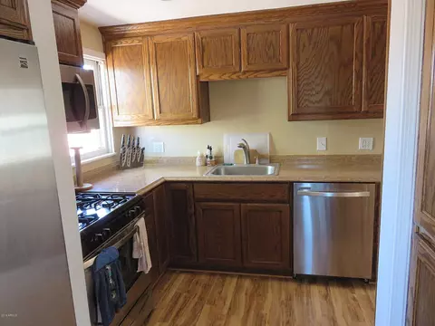 512 E Third St, Winslow, AZ 86047 photo 23