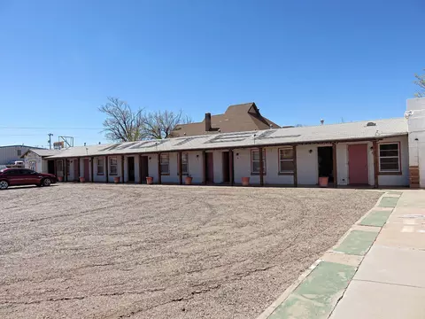 512 E Third St, Winslow, AZ 86047 photo 10