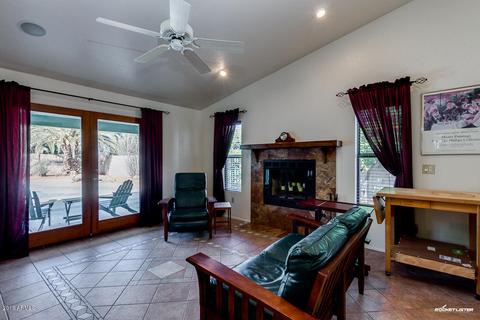 1932 E Jacaranda Cir, Mesa, AZ 85203 photo 5