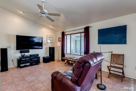 1932 E Jacaranda Cir, Mesa, AZ 85203 photo 3