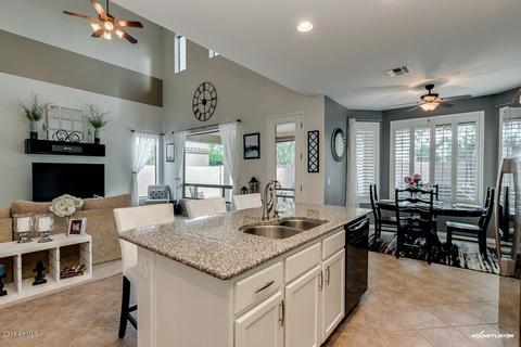4671 E Timberline Rd, Gilbert, AZ 85297 photo 10