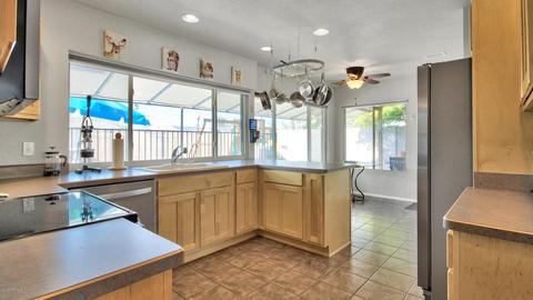2626 E Mercer Ln, Phoenix, AZ 85028 photo 11