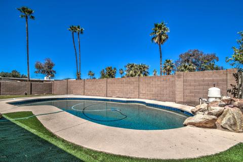 2810 E Paradise Dr, Phoenix, AZ 85028 photo 3