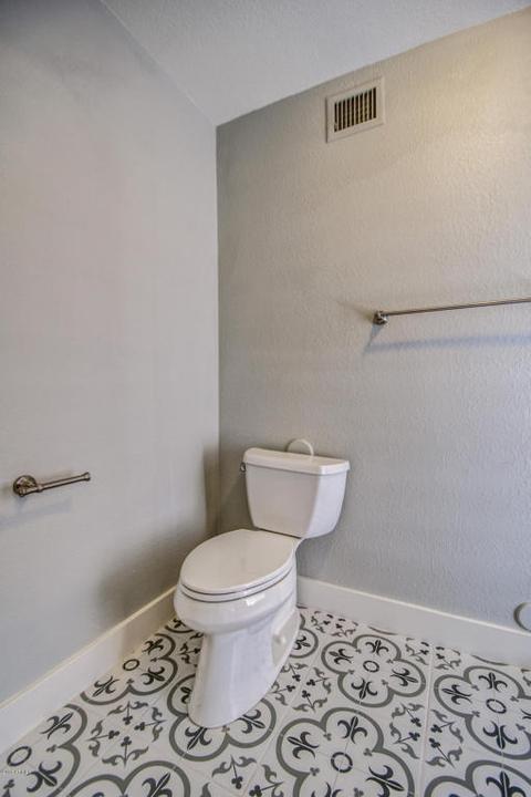 2810 E Paradise Dr, Phoenix, AZ 85028 photo 35