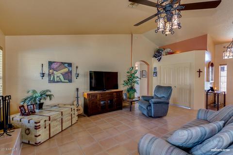 2366 E San Tan Dr, Gilbert, AZ 85296 photo 5