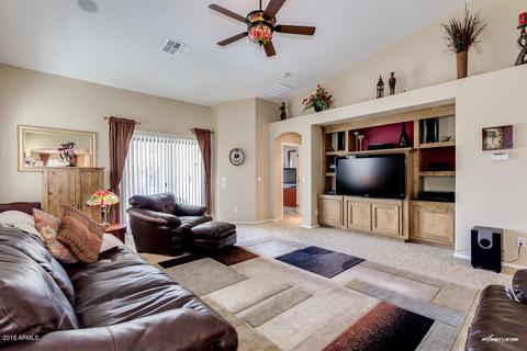 3423 E Crescent Way, Gilbert, AZ 85298 photo 10