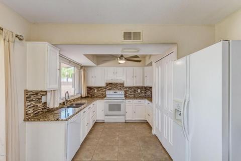 2440 E Cairo Dr, Tempe, AZ 85282 photo 16