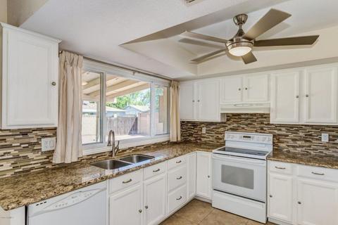 2440 E Cairo Dr, Tempe, AZ 85282 photo 2