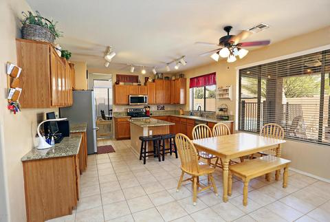 4058 E Breckenridge Way, Gilbert, AZ 85234 photo 6