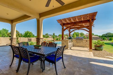 2611 E Meadowview Dr, Gilbert, AZ 85298 photo 41