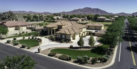 2611 E Meadowview Dr, Gilbert, AZ 85298 photo 1