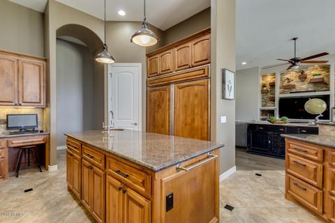 2611 E Meadowview Dr, Gilbert, AZ 85298 photo 11