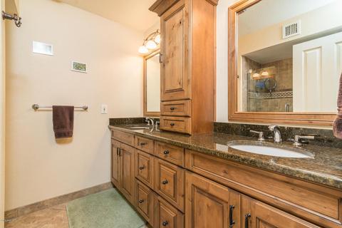 2801 E Cannon Dr, Phoenix, AZ 85028 photo 16