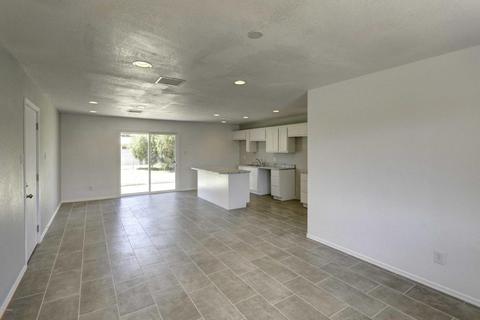 4056 N 79th Ave, Phoenix, AZ 85033 photo 7