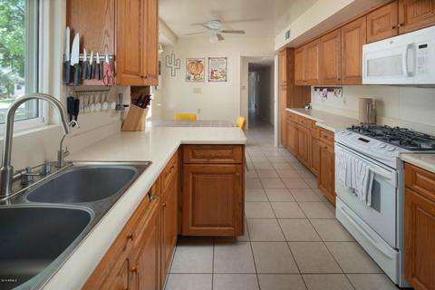 4822 E Mulberry Dr, Phoenix, AZ 85018 photo 3
