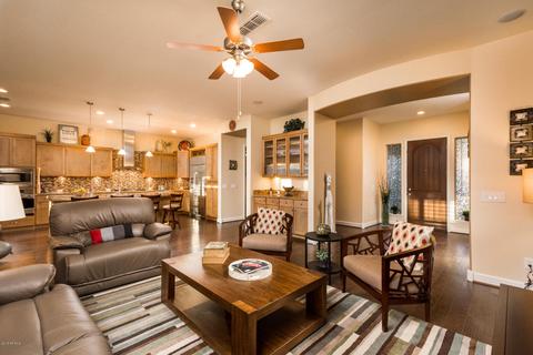 6708 S Lyon Dr, Gilbert, AZ 85298 photo 4