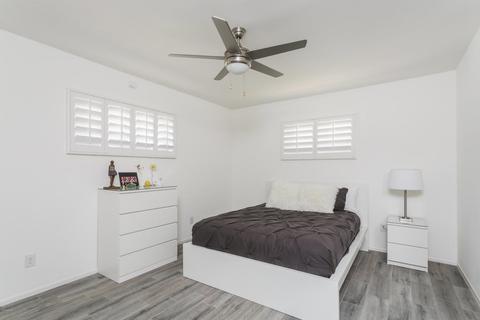 5032 E Mulberry Dr, Phoenix, AZ 85018 photo 9