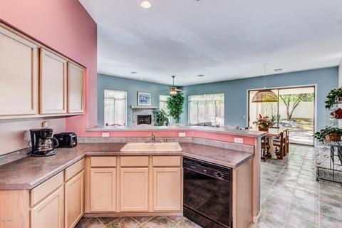 2205 E Branham Ln, Phoenix, AZ 85042 photo 10