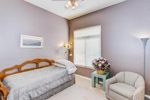 2205 E Branham Ln, Phoenix, AZ 85042 photo 11