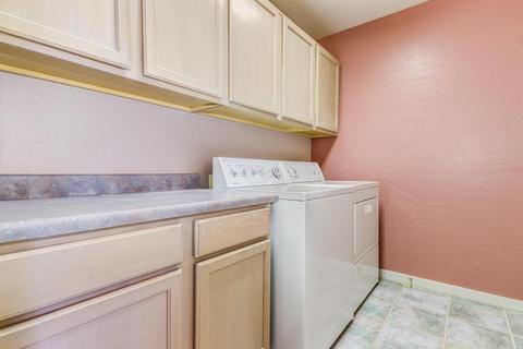 2205 E Branham Ln, Phoenix, AZ 85042 photo 16