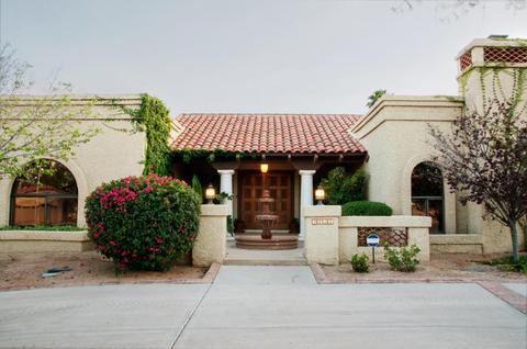 3727 E Kachina Dr, Phoenix, AZ 85044 photo 1