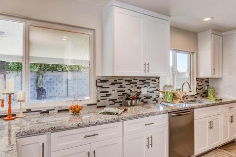 3529 E De Poe Ln, Phoenix, AZ 85028 photo 9