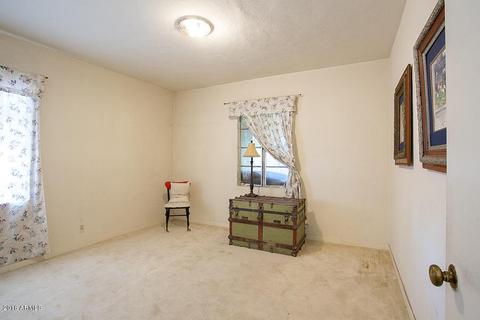 251 E Medlock Dr, Phoenix, AZ 85012 photo 12