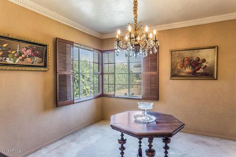 251 E Medlock Dr, Phoenix, AZ 85012 photo 5